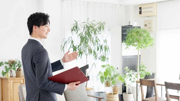 Discover the Top UK Cities for Unforgettable Guided Tours Through the Rich History of British Publishing